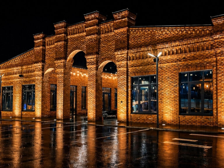 В Старом Осколе открылся локальный торговый центр формата “open mall”